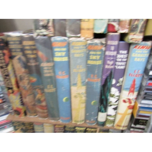 1207 - Approximately 30 mid 20th century books including Biggles, E C Elliot etc.including approximately 10... 