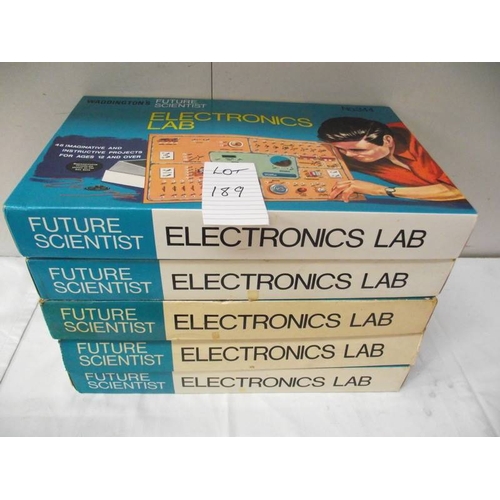 189 - 5 Waddington's electronic lab kits No. 344, 1 box a/f. Missing some components, being sold as seen. ... 