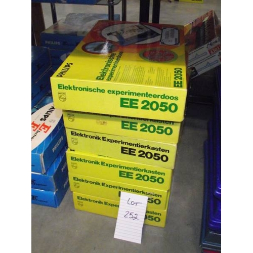 252 - 6 Philips EE2050 electronic experimental kits, some components may be missing so being sold as seen,... 