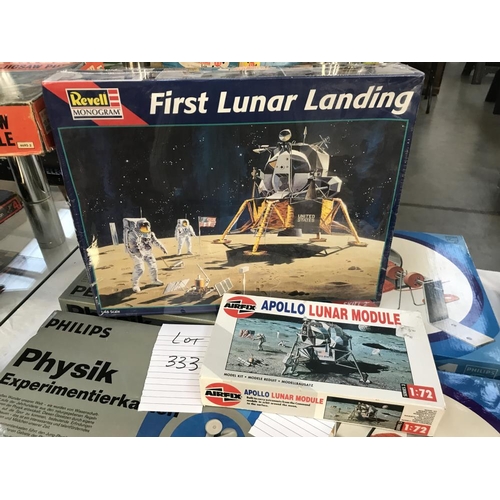 333 - Revell sealed First Lunar landing, skill 2, 1:48 scale and an Airfix Apollo Lunar module, unmade, 1;... 