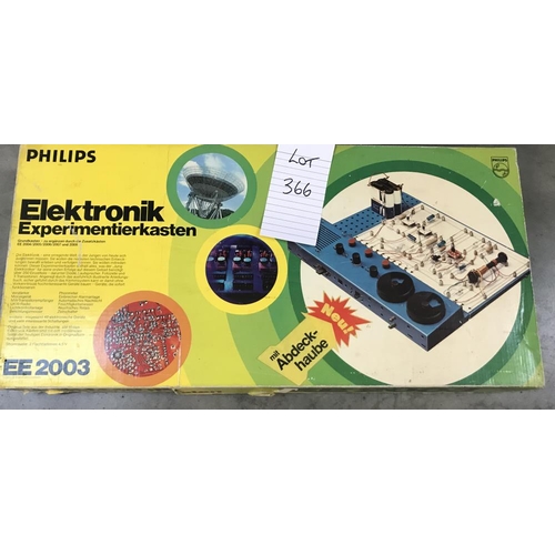 366 - A Philips electronic kit EE2003 (German & sealed inside), may be missing some components, so being s... 