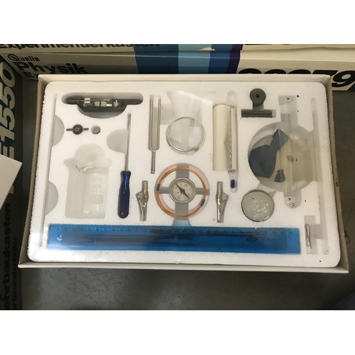 422 - A Philips PE1550 physic kit (sealed) & 2 Philips 26279 experiment physic kits. may be missing some c... 