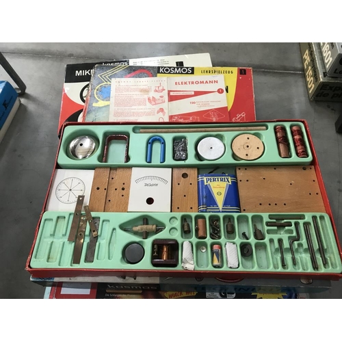 440 - 4 Kosmos electronic, microscope chemistry sets & a Merit chemistry set (all used), may be missing so... 