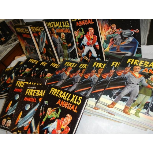 64 - A quantity of Fireball XL5 annuals.