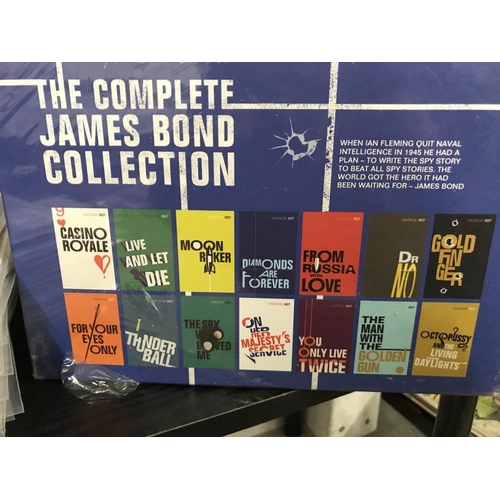 2075 - A new & sealed set of Ian Fleming various James Bond book collection