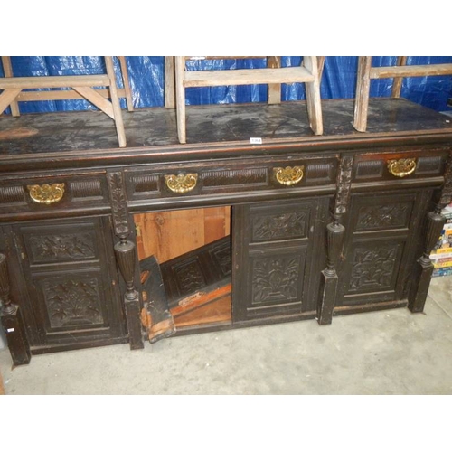 1364 - An old oak dresser base.