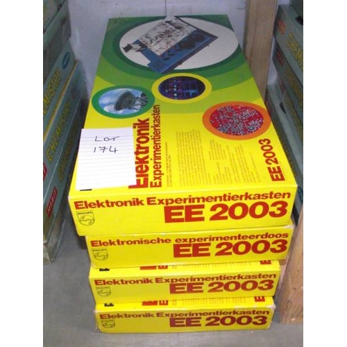 174 - 4 German Philips electronic kits, EE2003, some components may be missing, being sold as seen. Collec... 
