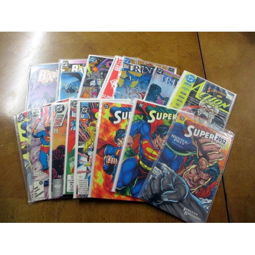 2052 - Superman and Batman related comics and graphic novels including issues 500, Doomsday, no 1s etc