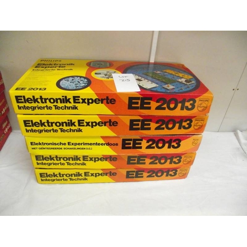 215 - 5 German Philips electronic expert kits EE2013, some components may be missing, being sold as seen, ... 