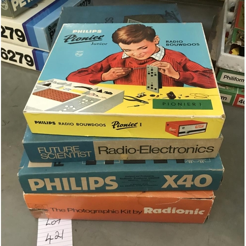 421 - A Philips x40 radio electronics kit, a Radionic kit, a photography kit & Pionier junior kit. may be ... 