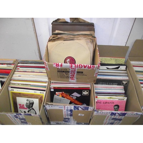 496 - A large collection of 400+ Lp's mostly classical, majority sticker dated from mid 50's to mid 60's, ... 