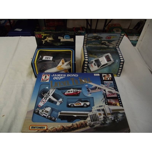 591 - Corgi 269 & 649 James Bond space shuttle, Lotus Esprit and Matchbox Licence to Kill box set.