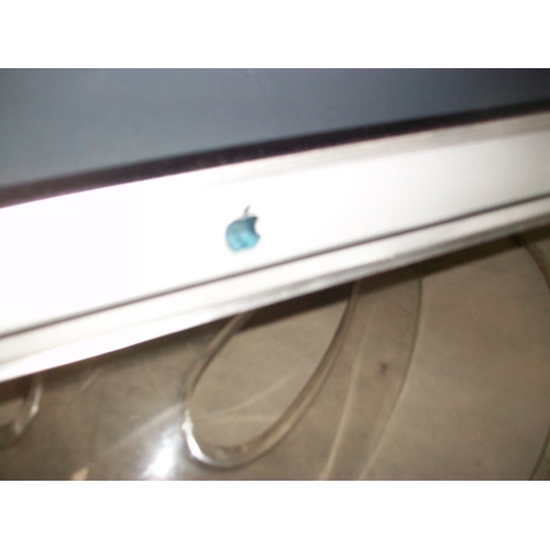 1033 - An Apple computer monitor.