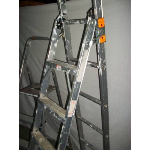 509 - 2 Aluminium step ladders.