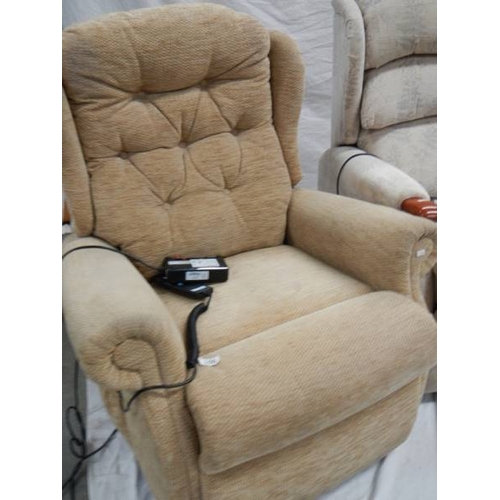 530 - 2 Celebrity single reclining chairs with controls. (one in need of recovering).