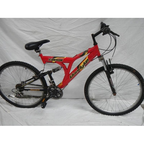 542 - A ''Klondike Canyon'' 18 speed mountain bike in good condition.