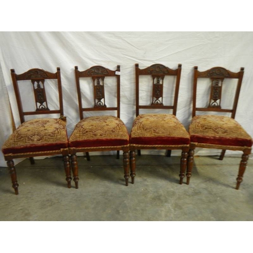 571 - A set of 4 Edwardian dining chairs.