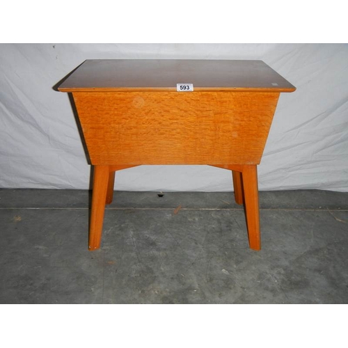 593 - A good Edwardian sewing table,  56 x 49 x 38 cm.