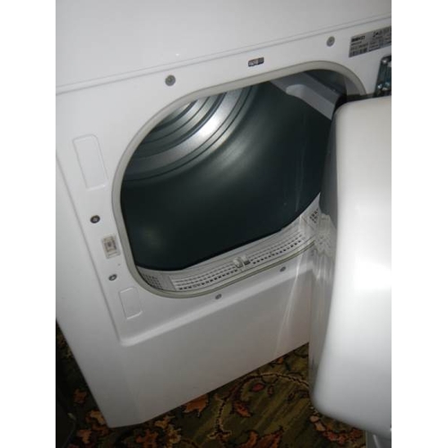 615 - A Beko 6kg sensor drying tumble dryer with ready to wear option.