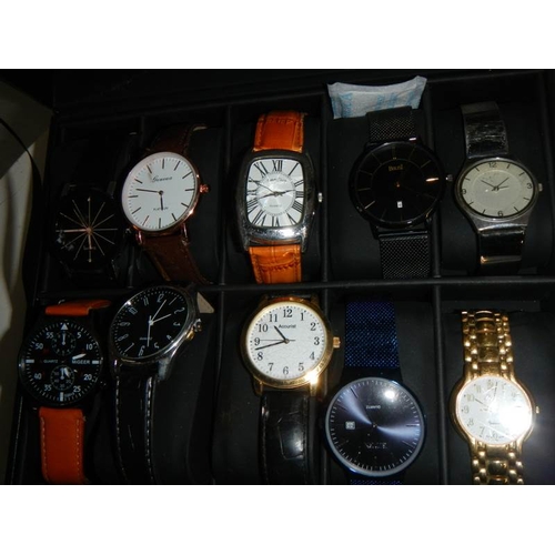 639 - 10 good gent's wristwatches in case.