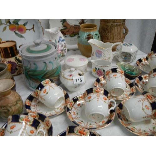 715 - A mixed lot of tea and other ware including large teas set, all in good condition.