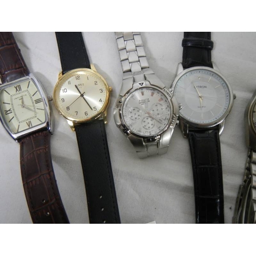 503 - 16 ladies and gents wrist watches.