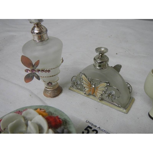 524 - 2 good perfume bottles, 2 shoe ornaments and 2 trinket boxes.