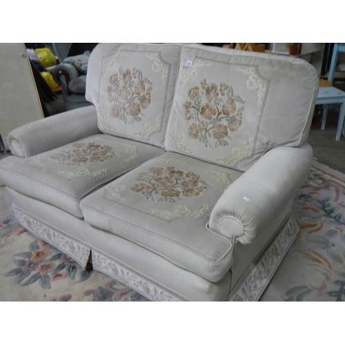 842 - A good clean 2 seater sofa.