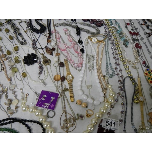 541 - A good large lot of costume jewellery including necklaces, earrings, bracelets, wrist watch etc., al... 