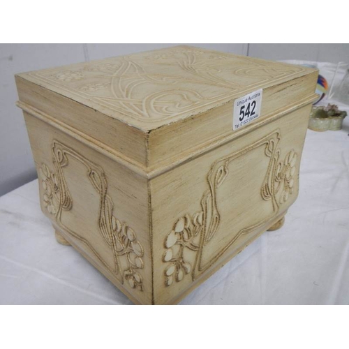 542 - A good quality Macintosh style jewellery box, 24 cm 2ide, 20 cm deep, 20 cm high.