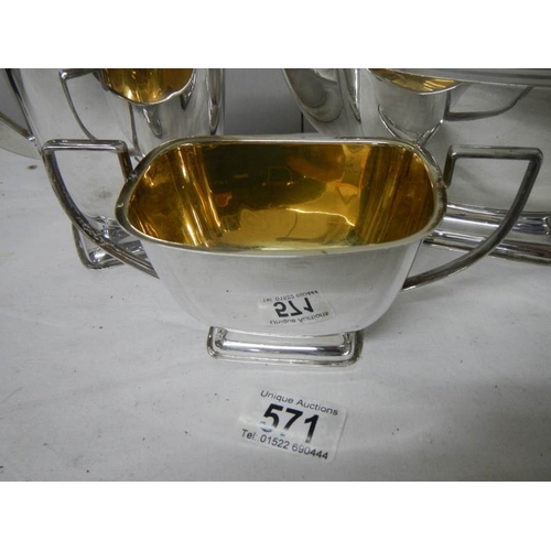 571 - A good clean 3 piece silver plate tea set, no plate loss.