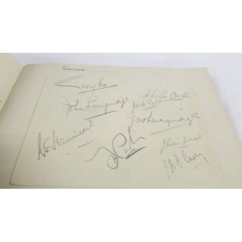 154 - An autograph with 1946/47 cricket related signatures including Hammond, Woolley, Hardstaff and South... 