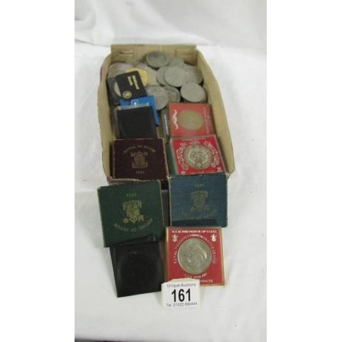 161 - Fifty crowns and 5 five shilling pieces.