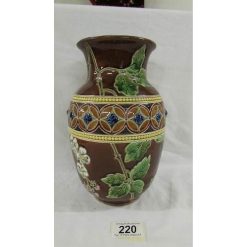 Lot 220       