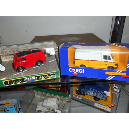 183 - A quantity of boxed Corgi and Matchbox diecast cars etc. Including unboxed Corgi lorry and a rubber ... 