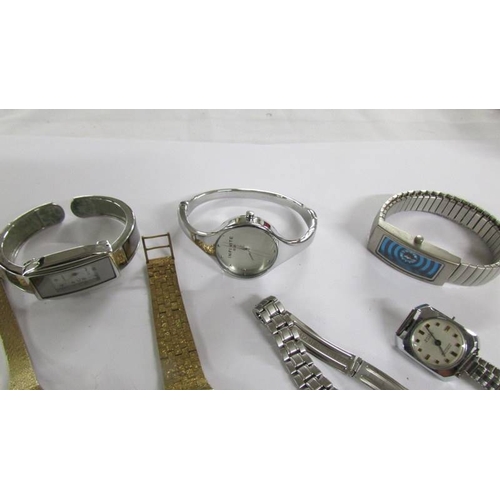 2050 - 9 ladies manual wind and quartz watches including Bulova, Citizen, Ingersol.