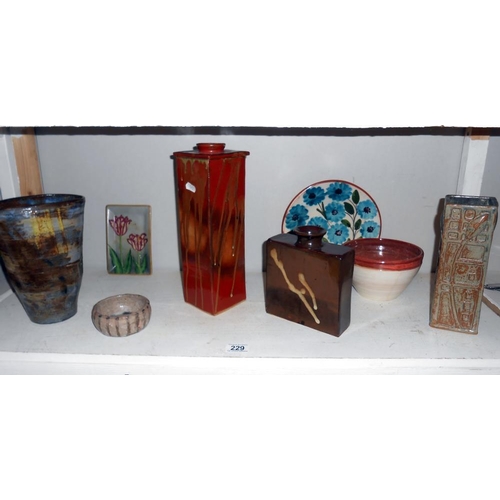 229 - 7 pottery items by studio pottery artist Harry Shotton & 1 other