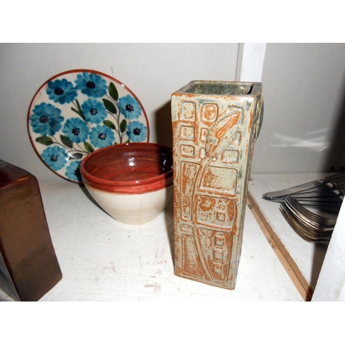 229 - 7 pottery items by studio pottery artist Harry Shotton & 1 other