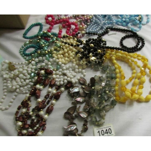 1040 - Approximately 15 bead necklaces.