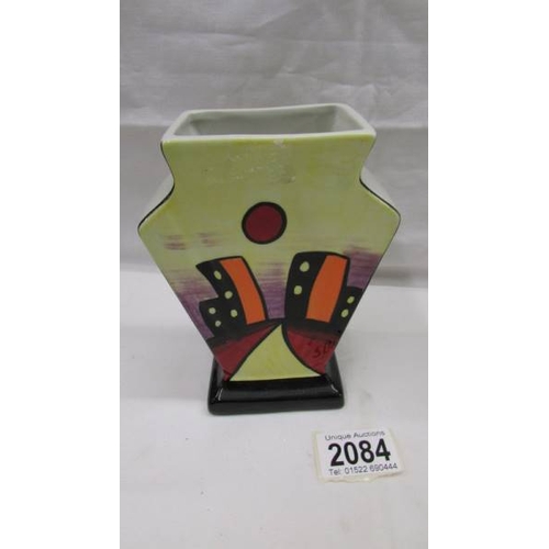 2084 - Two Lorna Bailey Manhattan design vases, in good condition with no cracks or chips.