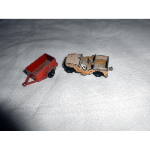 278 - A Corgi Massey Ferguson 780 combine and a Dinky Massey-Harris tractor