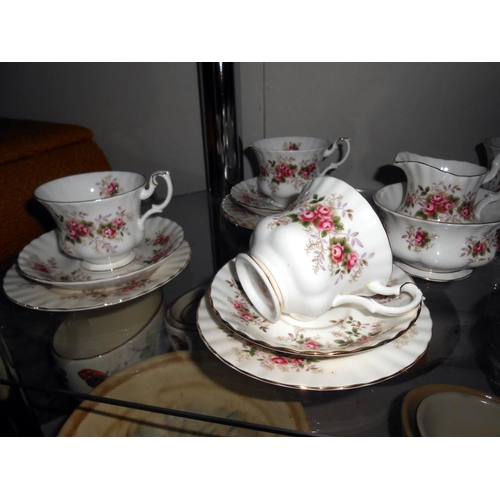 340 - A Royal Albert Lavender Rose 32 piece tea and coffee set all pieces in good condition