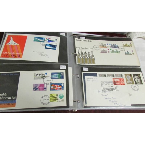 2144 - A large collection of first day covers in 5 albums.