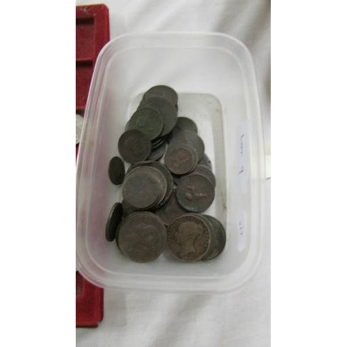 2366 - A lot of late 1700's and early 1800's copper coins and a collection of 16 50p coins.