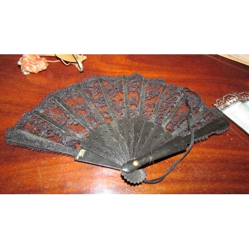 2397 - 7 vintage fans.