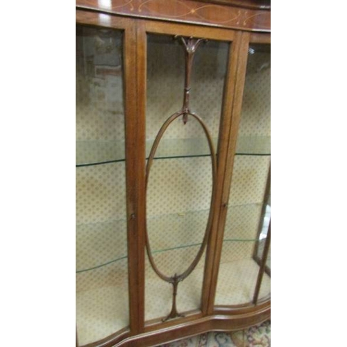 2462 - An Edwardian mahogany inlaid display cabinet.