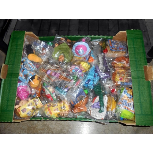 114 - A large quantity of MacDonalds happy meals toys, some sealed in bags (weight approx 50kg +, collect ... 