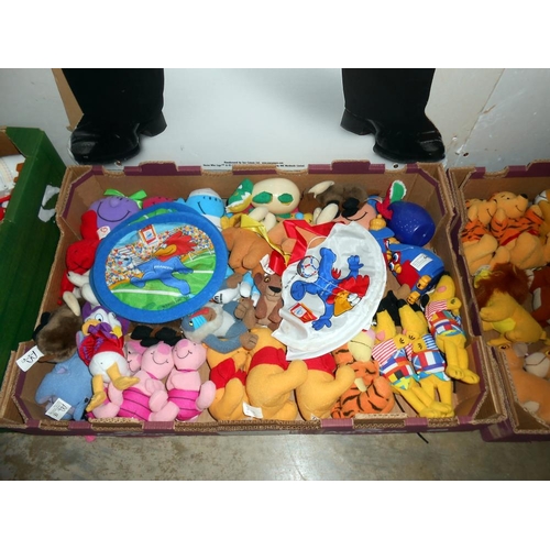 114 - A large quantity of MacDonalds happy meals toys, some sealed in bags (weight approx 50kg +, collect ... 