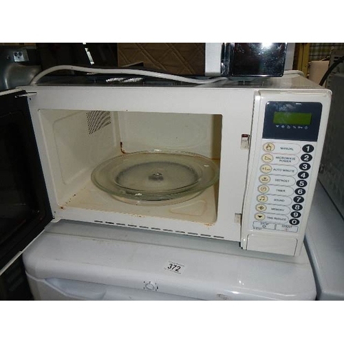371 - A Sharp Apetito Mikro Fix microwave oven.