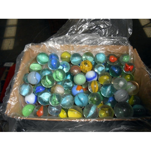 275 - A quantity of misc, including dominoes, marbles, bicycle bell, boomerang etc.